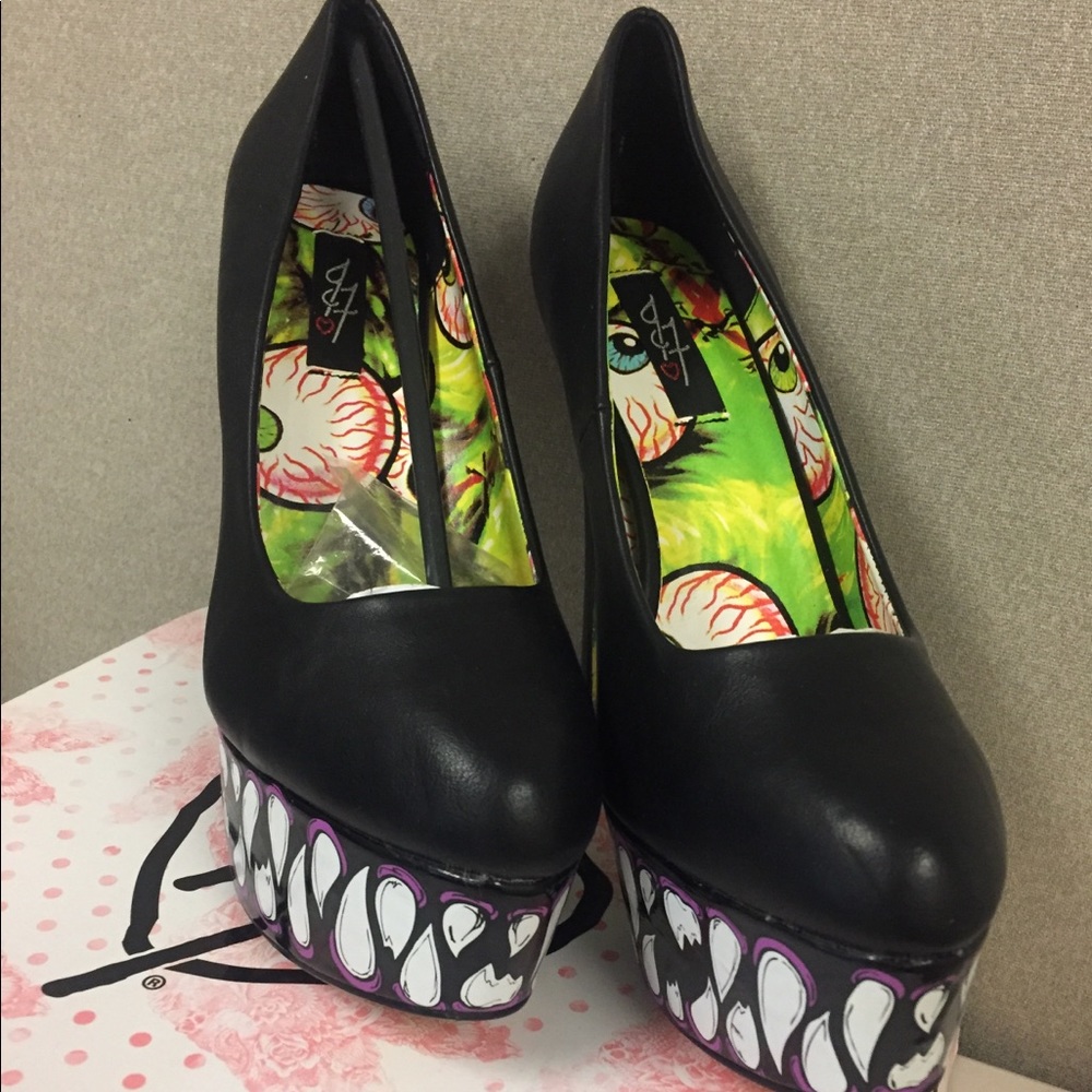 🎃SALE!! NEW Iron Fist Timmy Chews Heels
